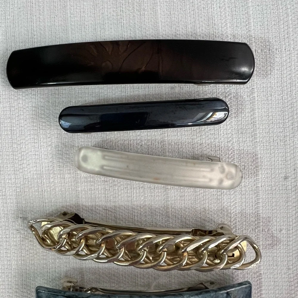 Lot of 8‎ vintage barrettes